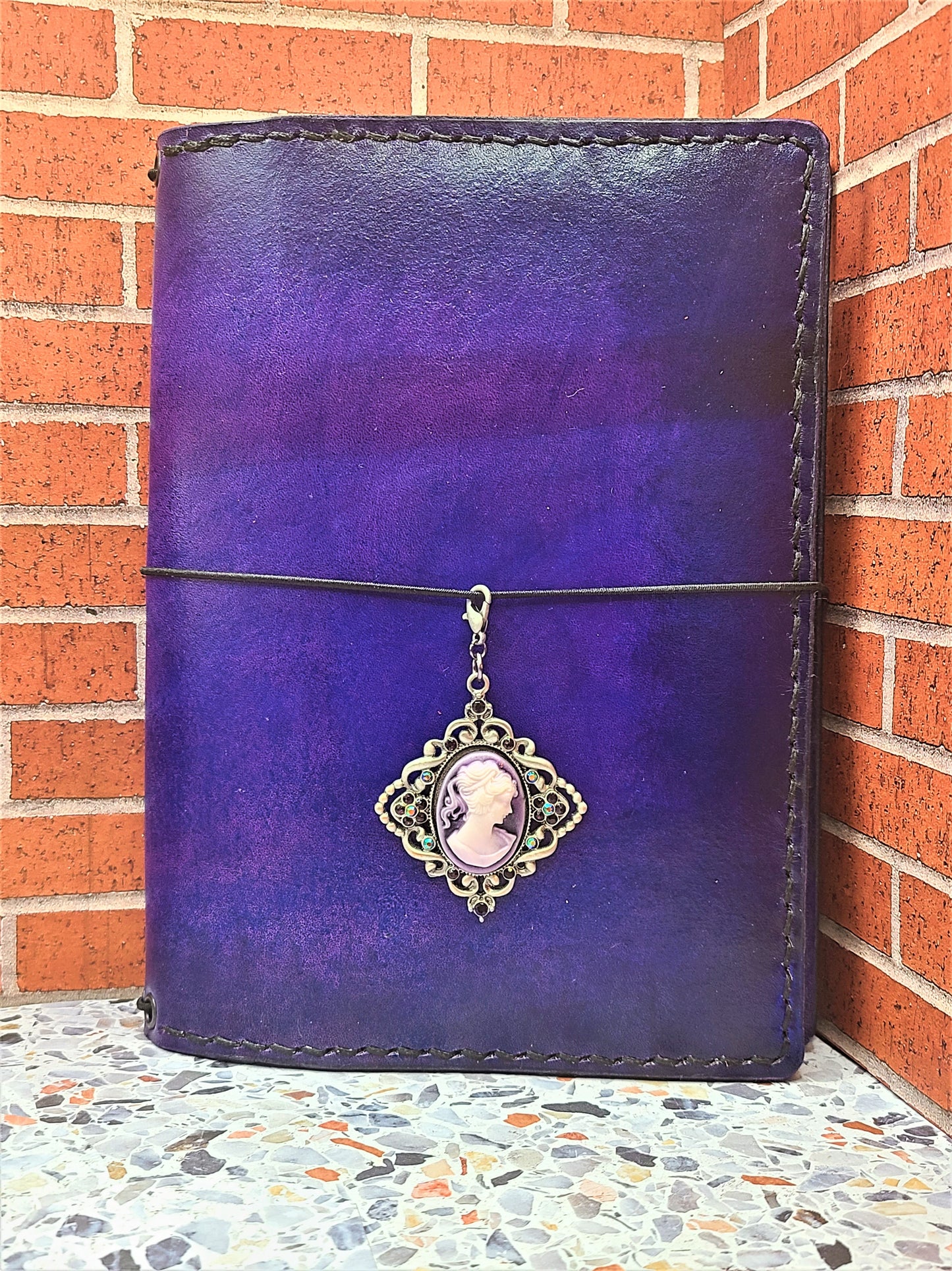 Gothic Travelers Notebook Leather B6